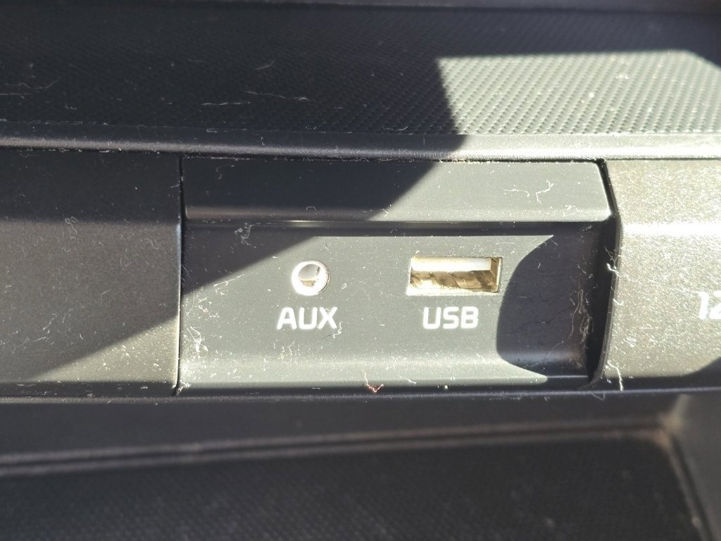 Used 2020 Kia Rio LX image 5