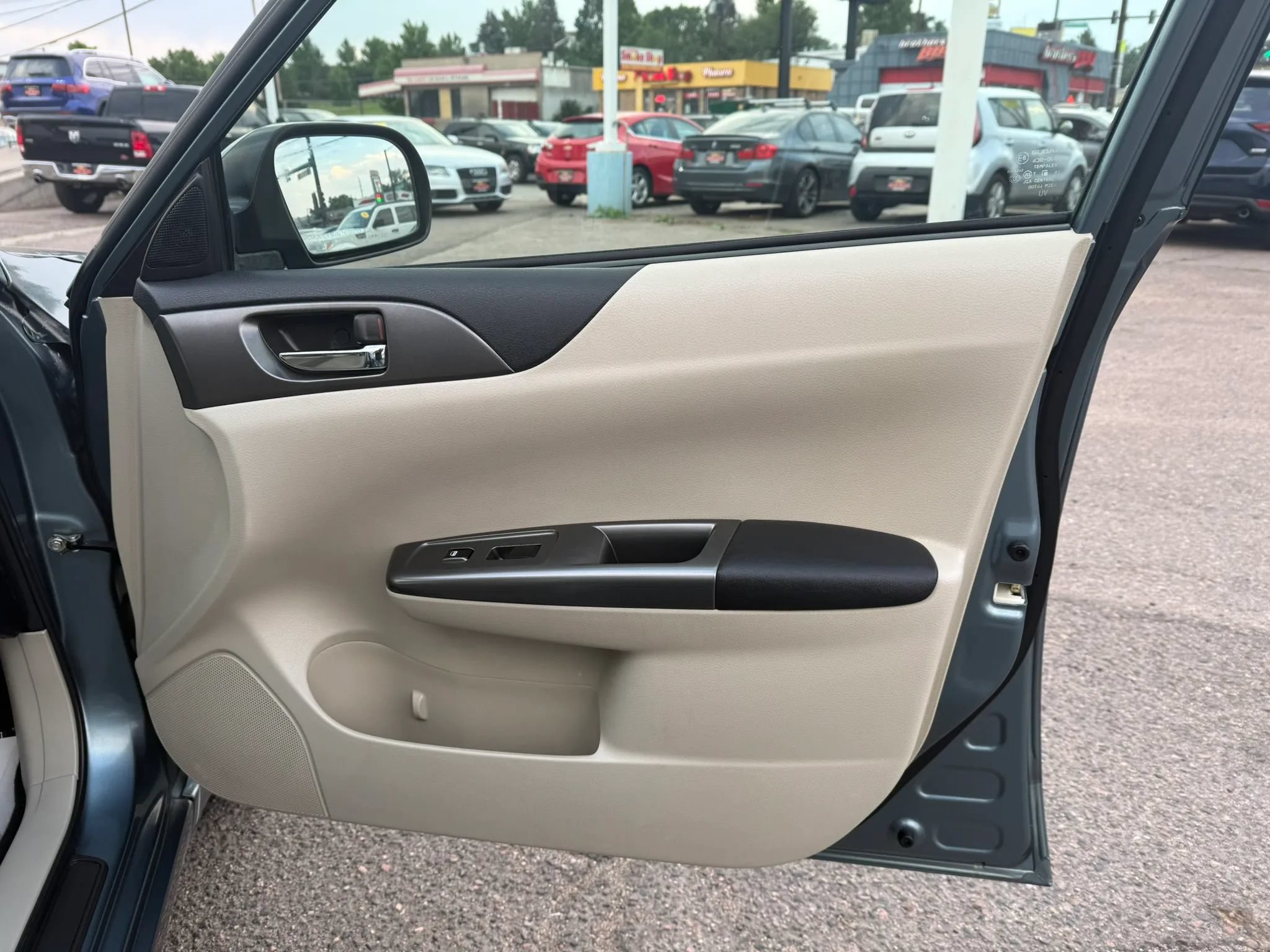 Used 2011 Subaru Impreza Outback Sport AWD/4WD image 17
