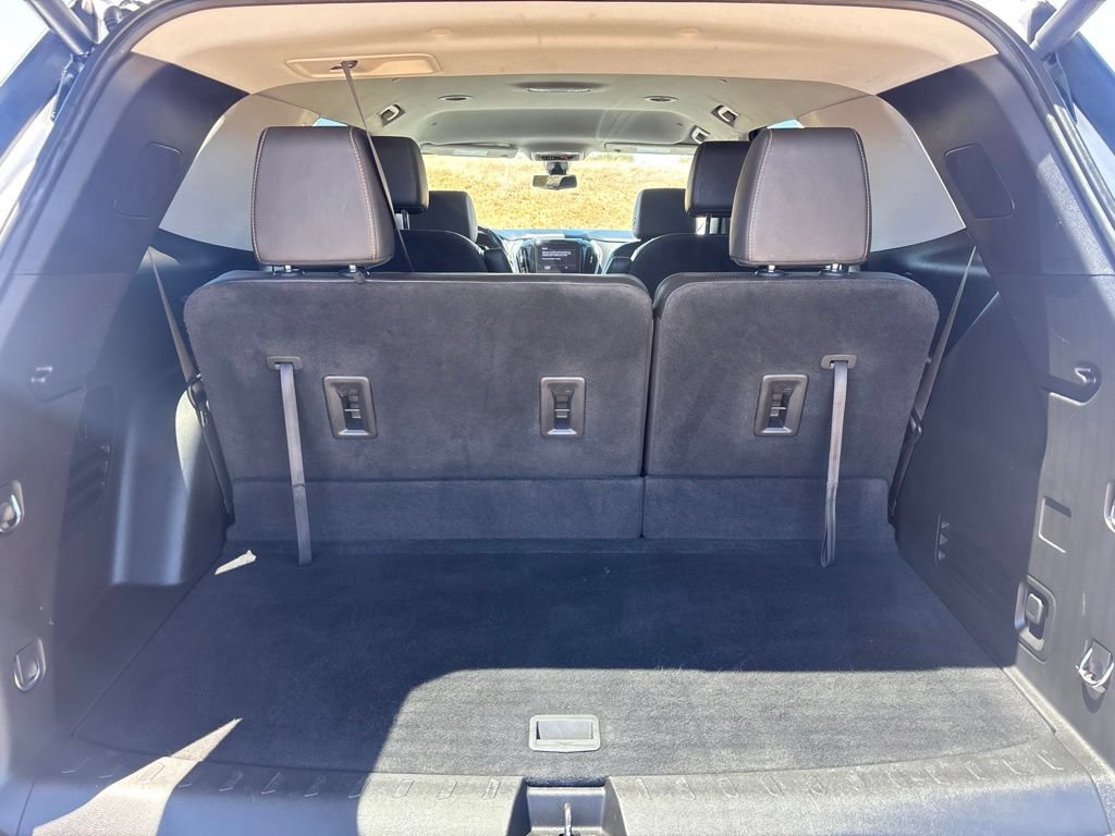 Used 2021 Chevrolet Traverse RS AWD/4WD image 16