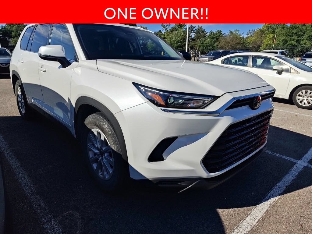 Used 2024 Toyota Grand Highlander AWD image 3