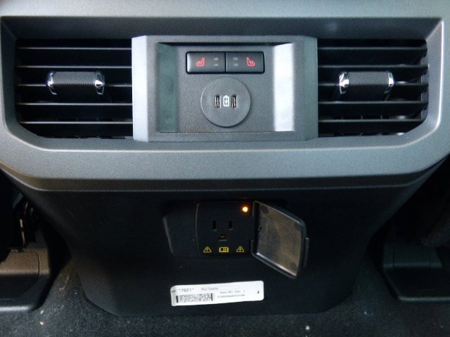 New 2025 Ford F350 Lariat w/ Lariat Ultimate Package image 9