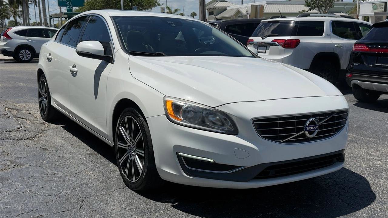 Used 2017 Volvo S60 T5 Inscription FWD image 7