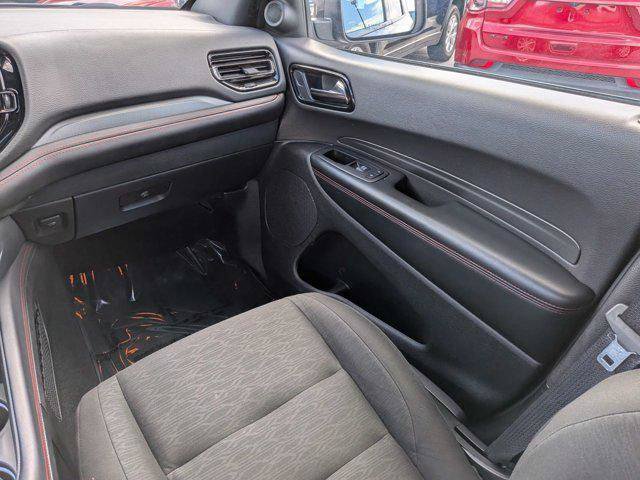Certified 2025 Dodge Durango GT RWD image 16