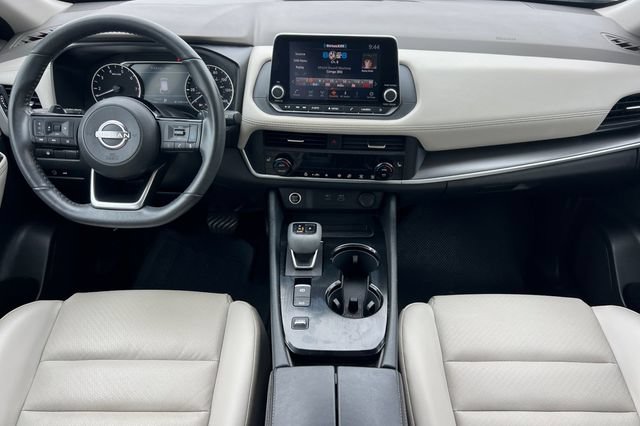 Used 2023 Nissan Rogue SV w/ SV Premium B Package FWD image 17