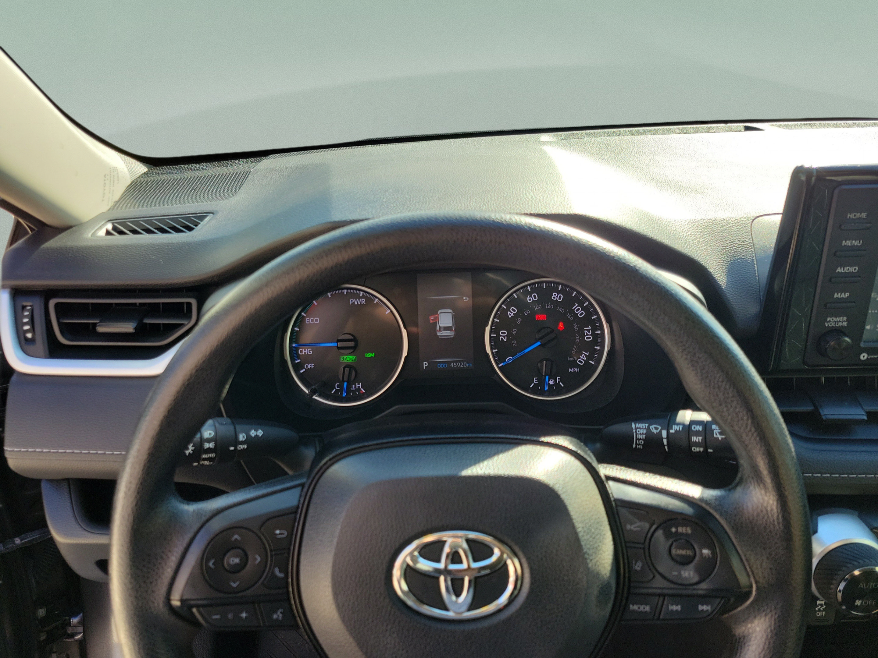 Used 2021 Toyota RAV4 XLE AWD/4WD image 15