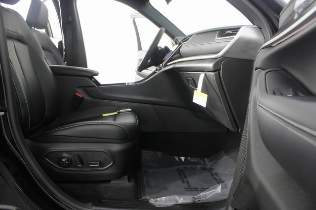 New 2025 Jeep Grand Cherokee L Limited w/ Trailer Tow Package image 24