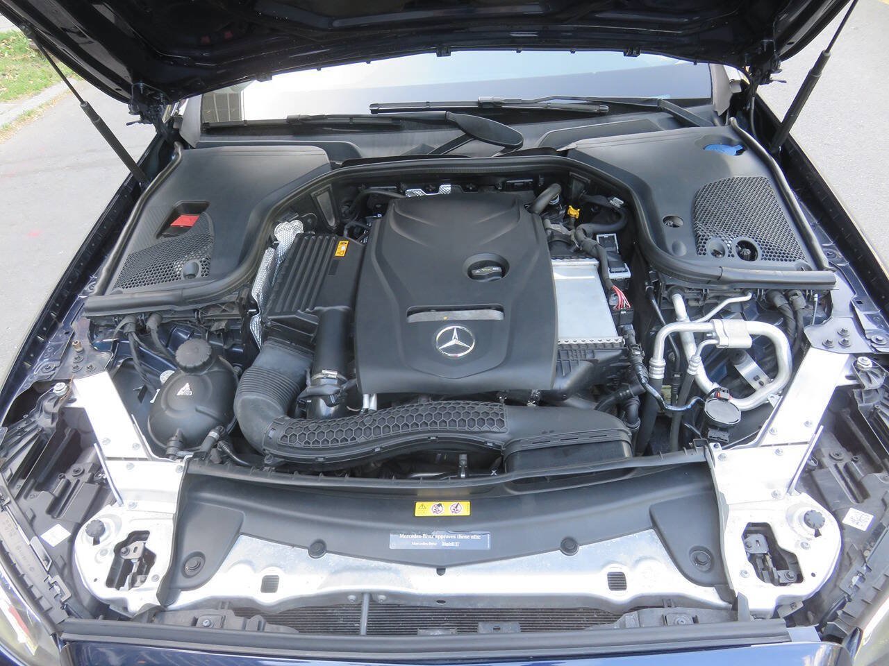 Used 2018 Mercedes-Benz E 300 4MATIC w/ Premium 1 Package image 31