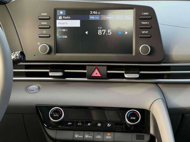 New 2025 Hyundai Elantra Sport image 19
