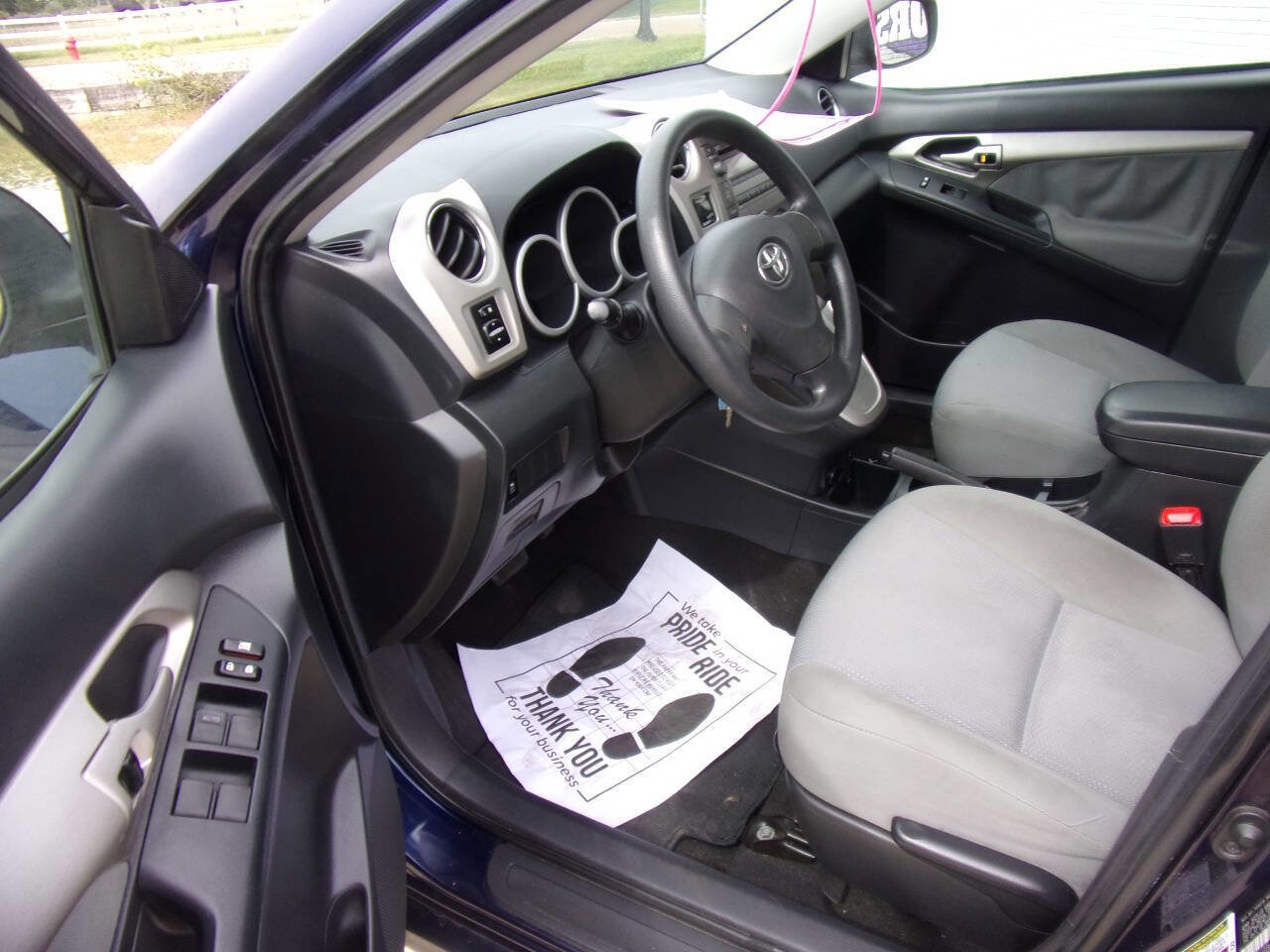 Used 2010 Toyota Matrix S image 3