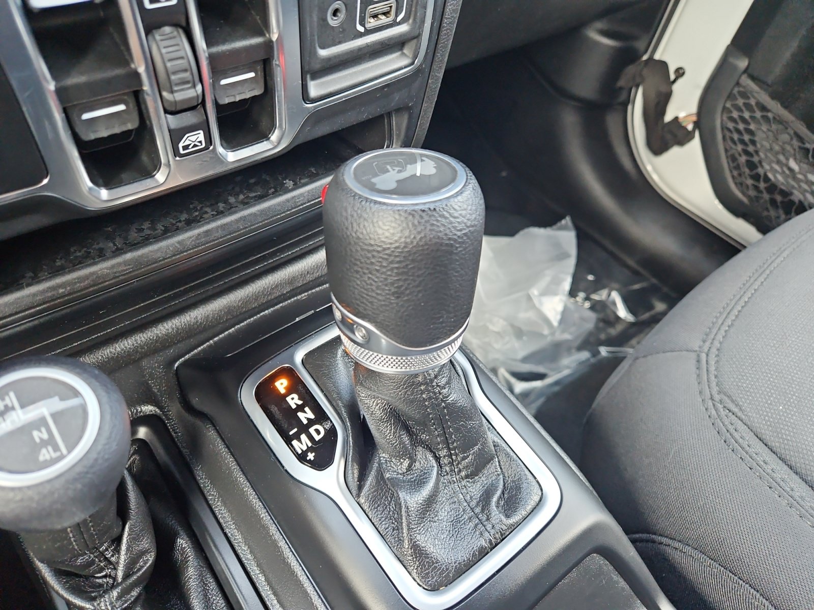 Used 2022 Jeep Wrangler Unlimited Sport AWD/4WD image 24