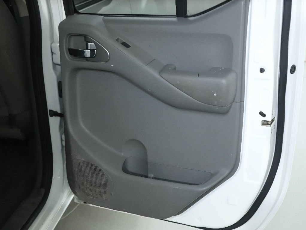 Certified 2021 Nissan Frontier SV RWD image 29