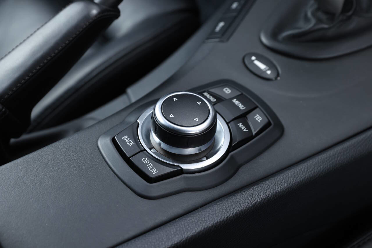 Used 2011 BMW M3 Sedan image 73