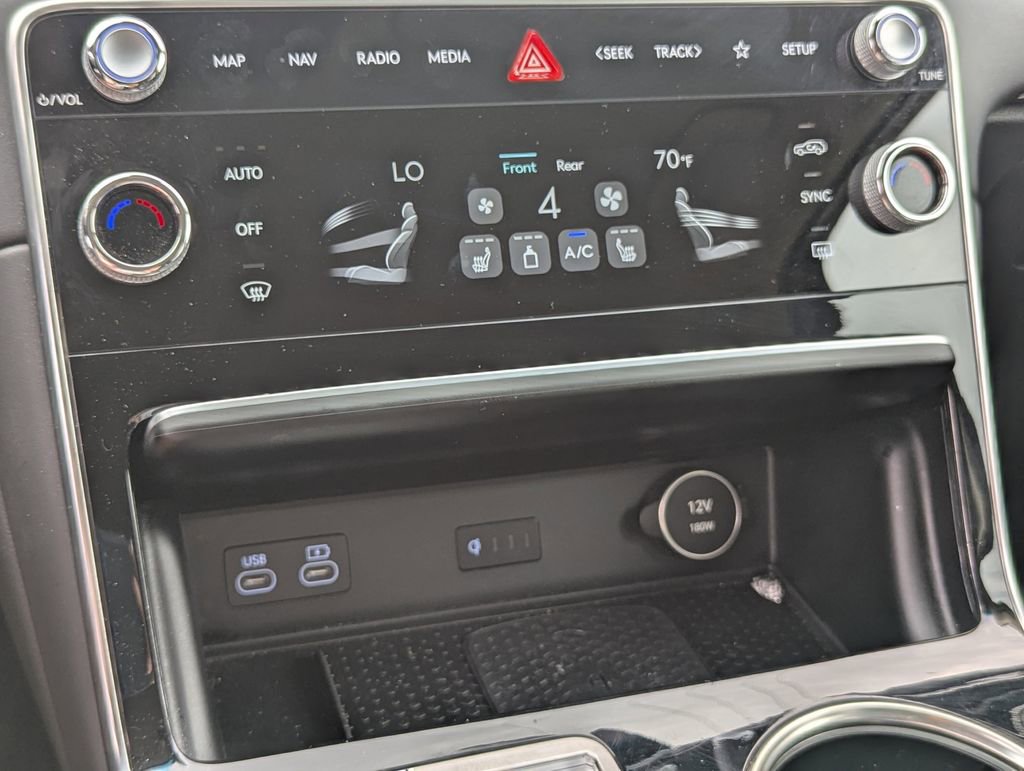 Used 2025 Genesis GV80 2.5T Standard image 22