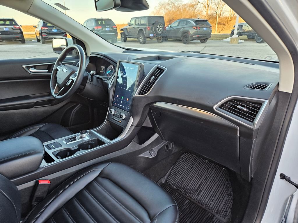Used 2022 Ford Edge SEL w/ Convenience Package image 40