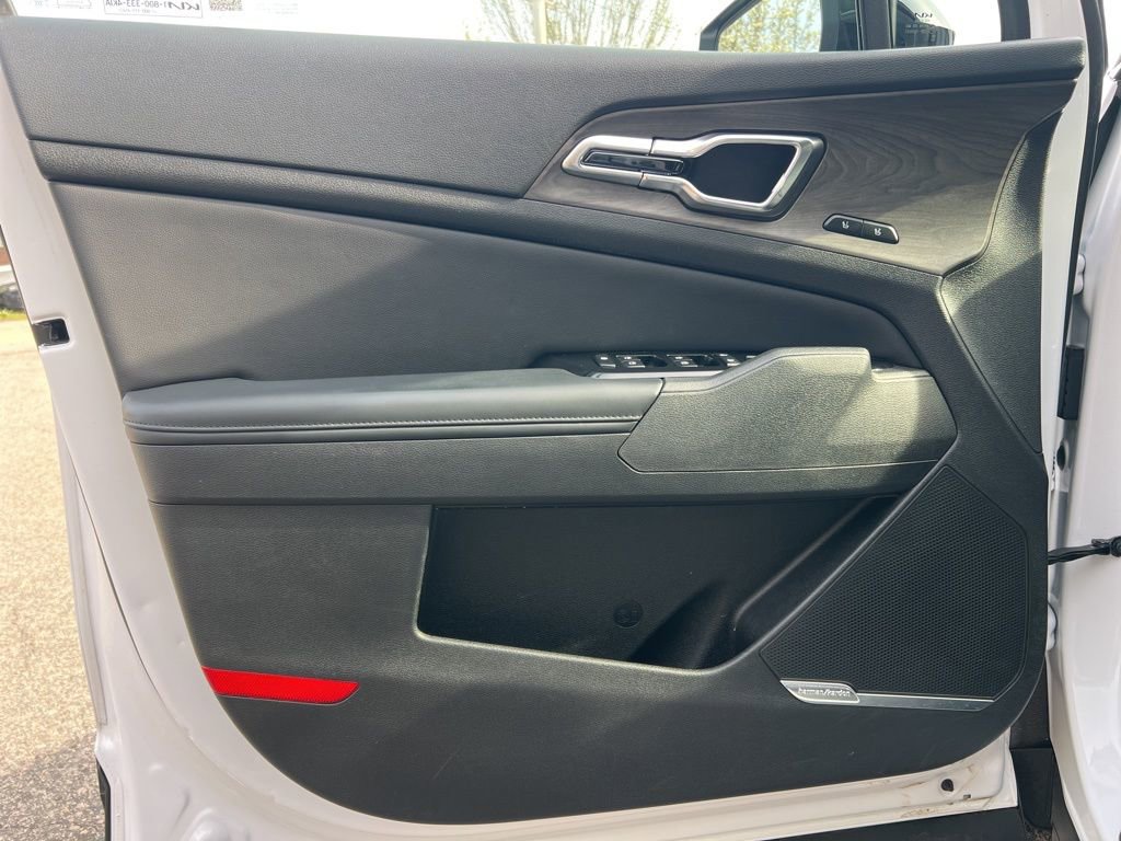 Certified 2023 Kia Sportage X-Pro AWD/4WD image 12