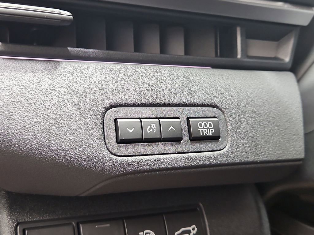 New 2026 Toyota C-HR AWD/4WD image 19