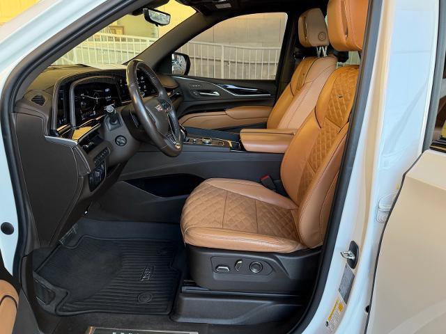 Used 2021 Cadillac Escalade Sport w/ Driver Assist Tech Package image 15