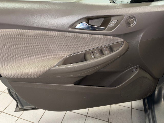 Used 2017 Chevrolet Cruze LT w/ Convenience Package image 14