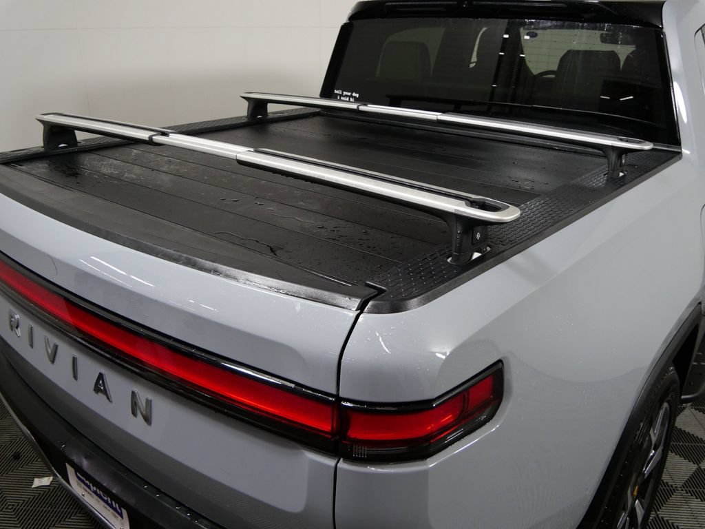 Used 2023 Rivian R1T Adventure Dual AWD/4WD image 4