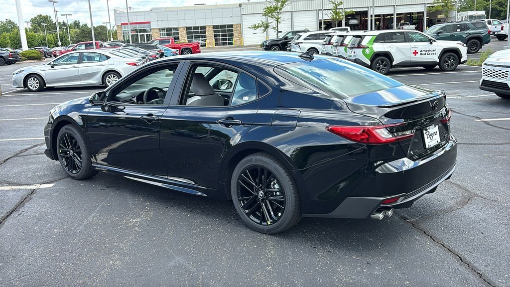 New 2026 Toyota Camry SE FWD image 4