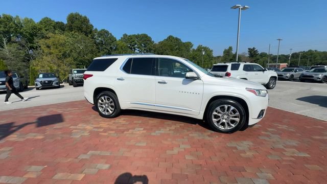 Used 2021 Chevrolet Traverse Premier w/ LPO, Floor Liner Package AWD/4WD image 4