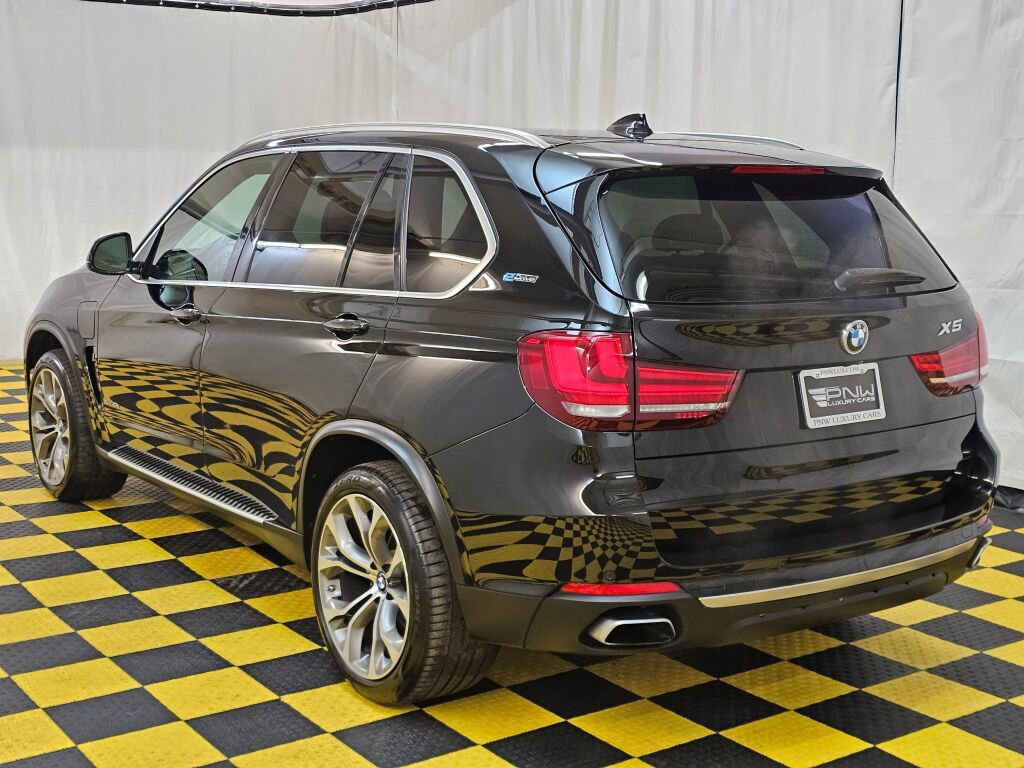 Used 2017 BMW X5 xDrive40e image 5