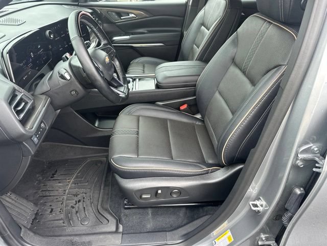Used 2026 Chevrolet Traverse High Country AWD/4WD image 11