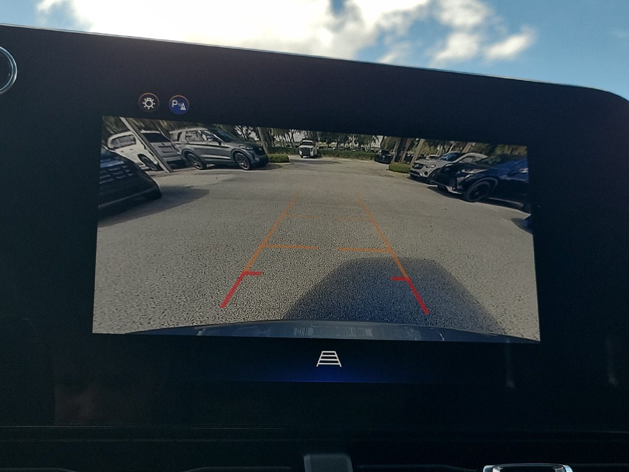 Used 2025 Chevrolet Equinox LT FWD image 23