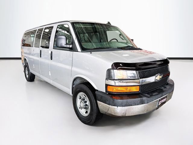Used 2016 Chevrolet Express 3500 LT w/ LT Preferred Equipment Group image 3