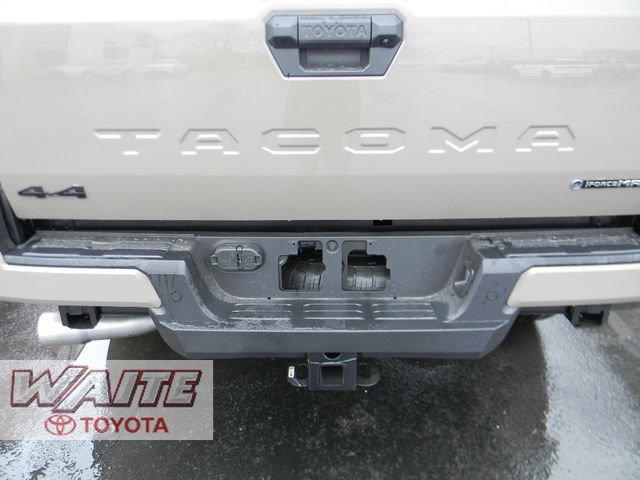 New 2026 Toyota Tacoma TRD Off-Road AWD/4WD image 4