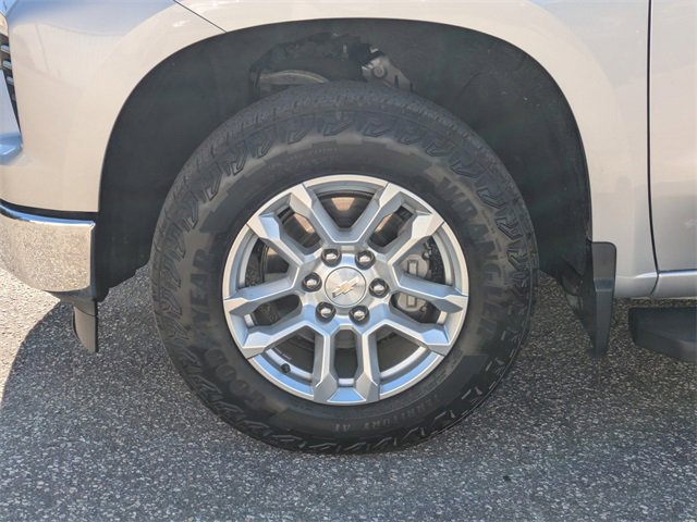Used 2022 Chevrolet Silverado 1500 LT image 12