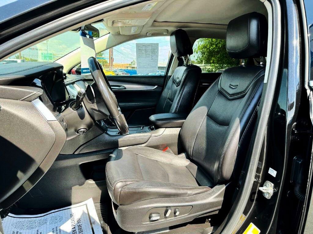 Used 2019 Cadillac XT5 Luxury image 11