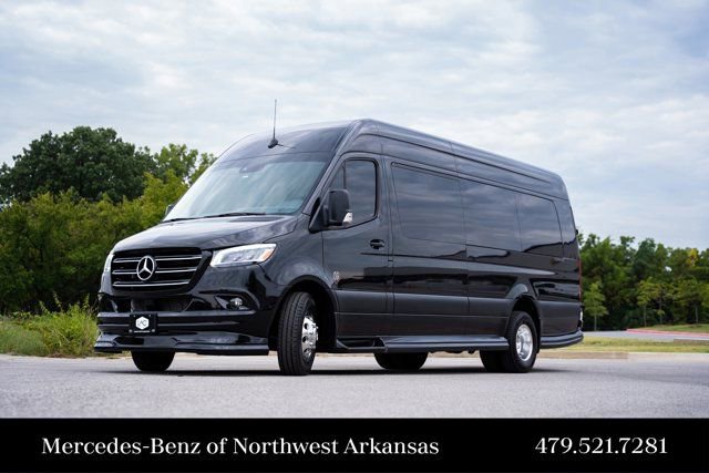 Used 2023 Mercedes-Benz Sprinter 3500 image 1