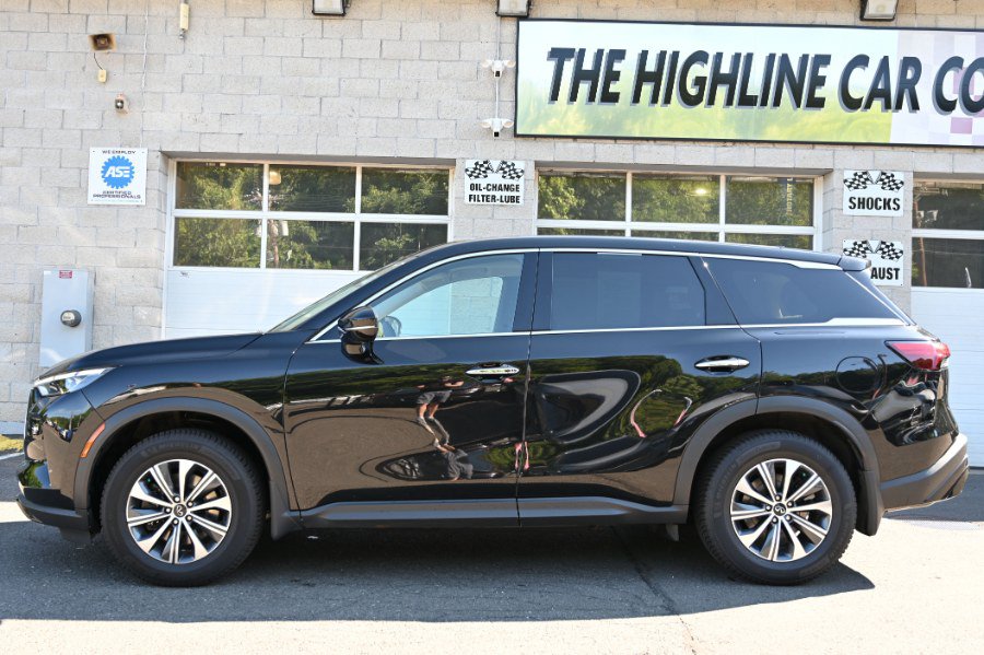 Used 2023 INFINITI QX60 Pure AWD/4WD image 3