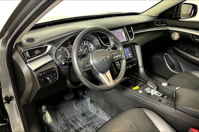 Used 2019 INFINITI QX50 Essential w/ Premium Heat Package image 13