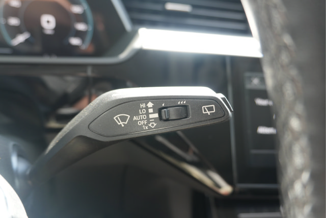 Used 2024 Audi Q8 e-tron Premium AWD/4WD image 44