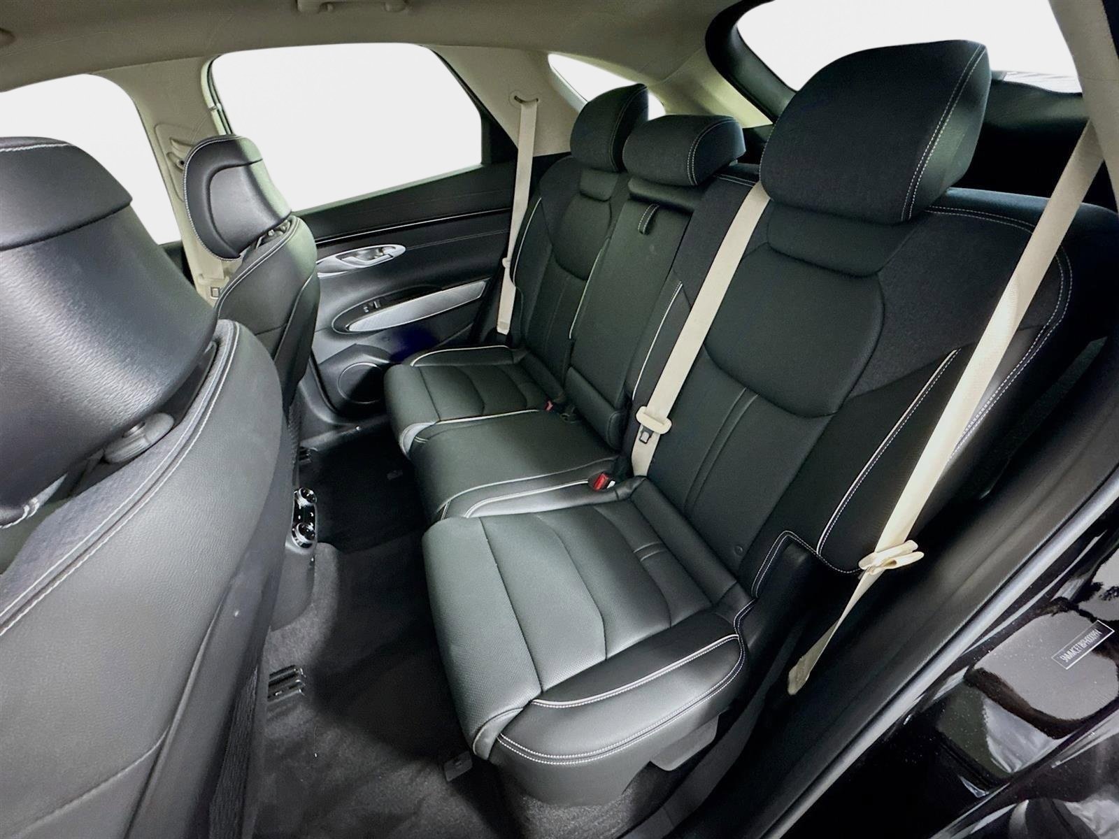 New 2023 Genesis Electrified GV70 Advanced image 23