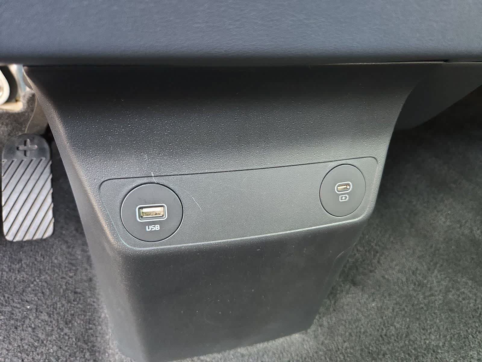 Certified 2023 Kia EV6 Wind w/ Wind Technology Package RWD image 30