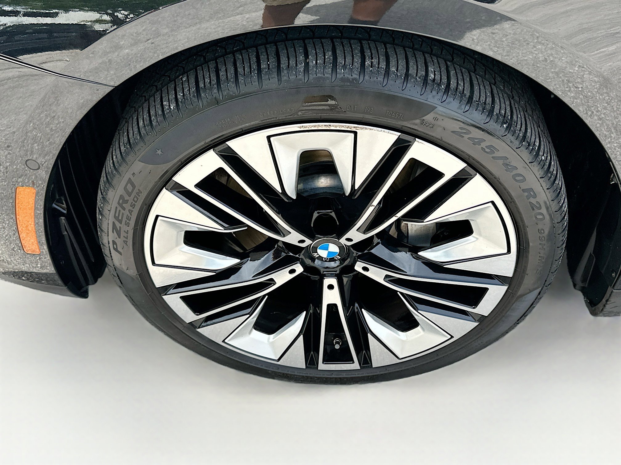 Certified 2024 BMW 530i image 35