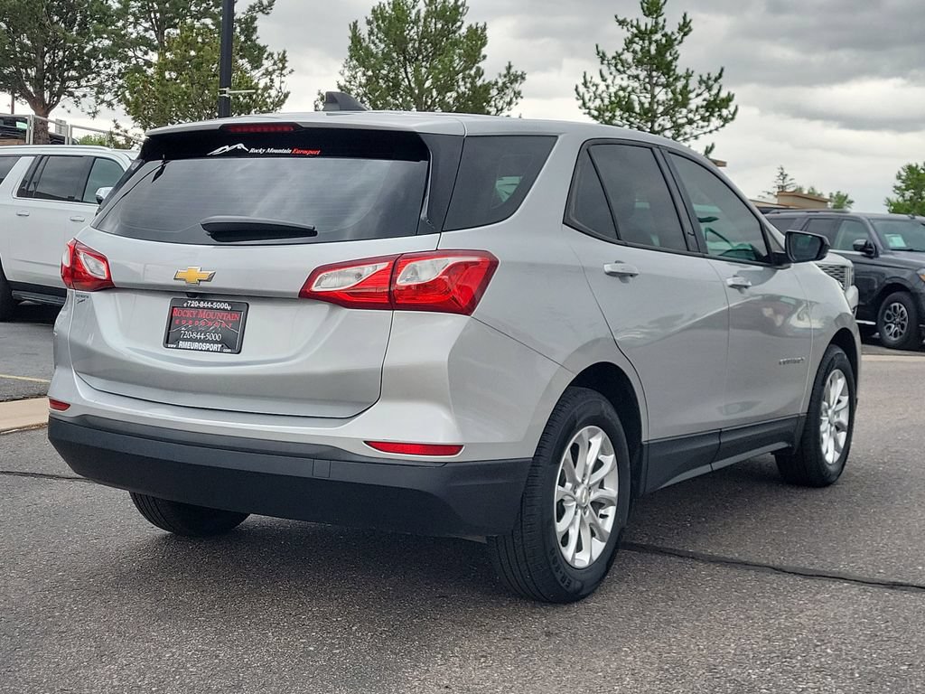 Used 2019 Chevrolet Equinox LS FWD image 4