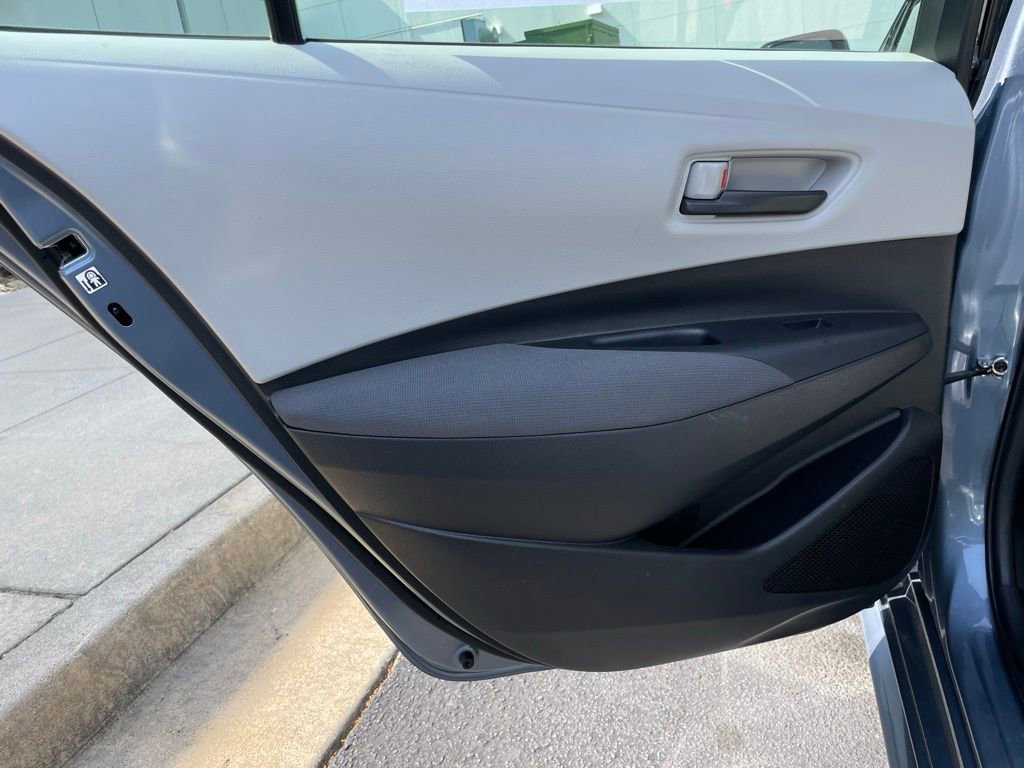 Used 2022 Toyota Corolla L FWD image 35