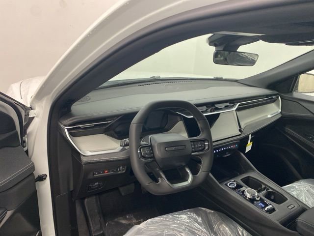 Used 2026 Jeep Cherokee Laredo AWD/4WD image 7