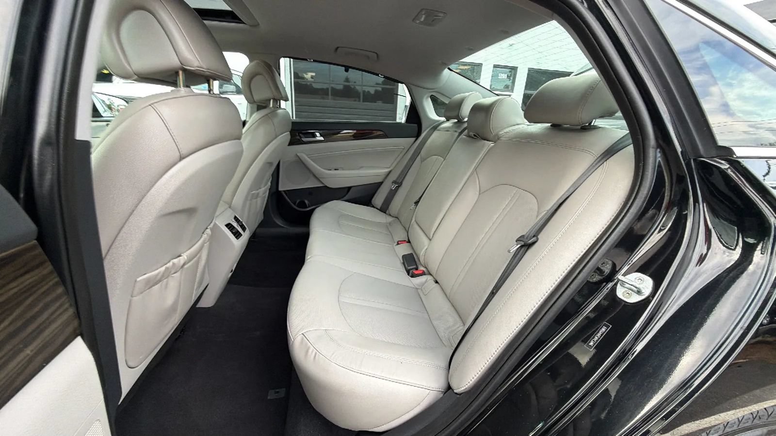 Used 2017 Hyundai Sonata Limited w/ Tech Package 03 FWD image 40