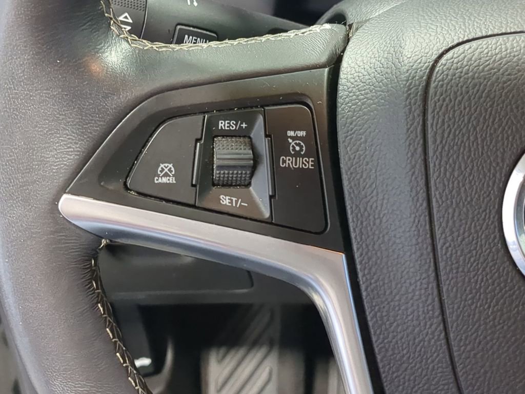Used 2022 Buick Encore Preferred w/ Safety Package AWD/4WD image 23