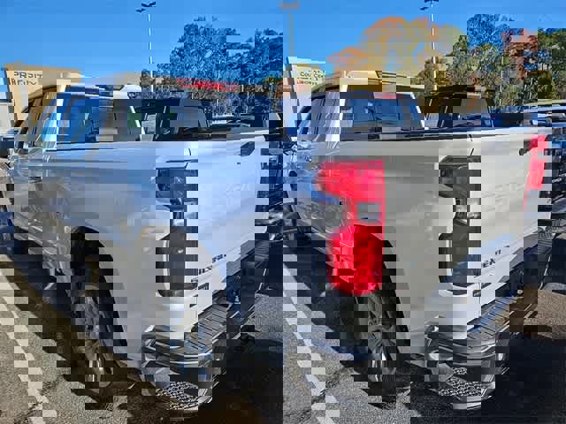 Used 2025 Chevrolet Silverado 1500 LTZ image 4