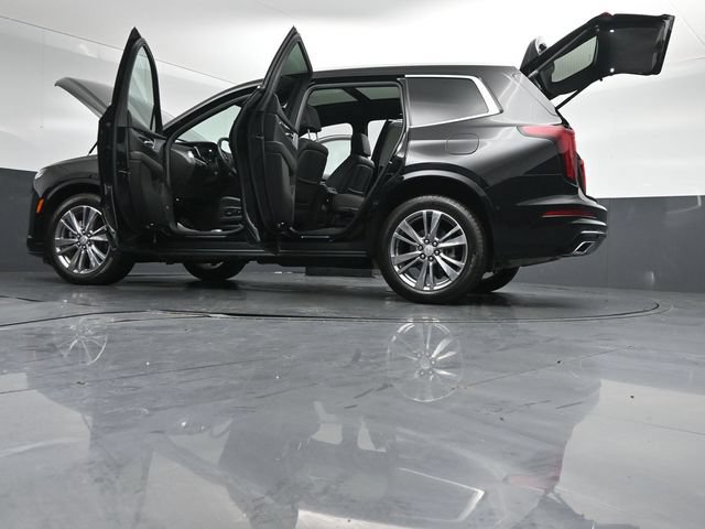Used 2025 Cadillac XT6 Premium Luxury w/ Technology Package AWD/4WD image 58