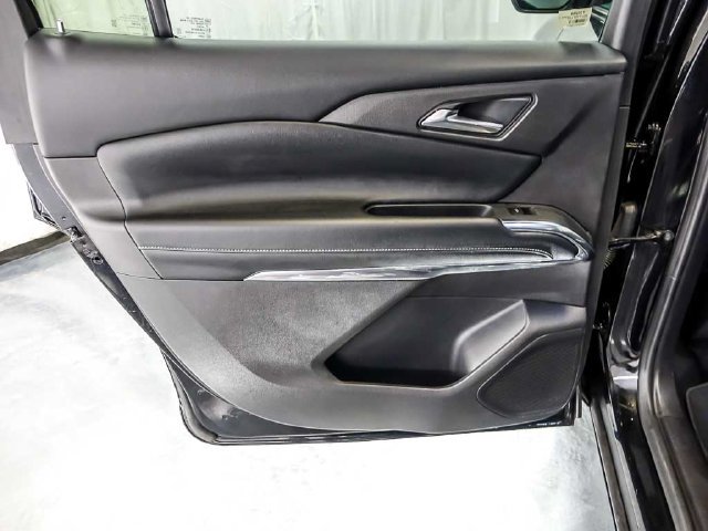Used 2026 Chevrolet Traverse LT AWD/4WD image 28