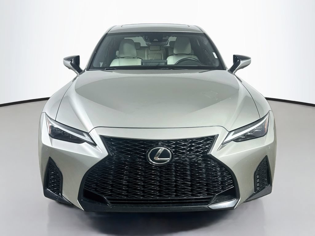 Used 2022 Lexus IS 350 F Sport RWD image 2