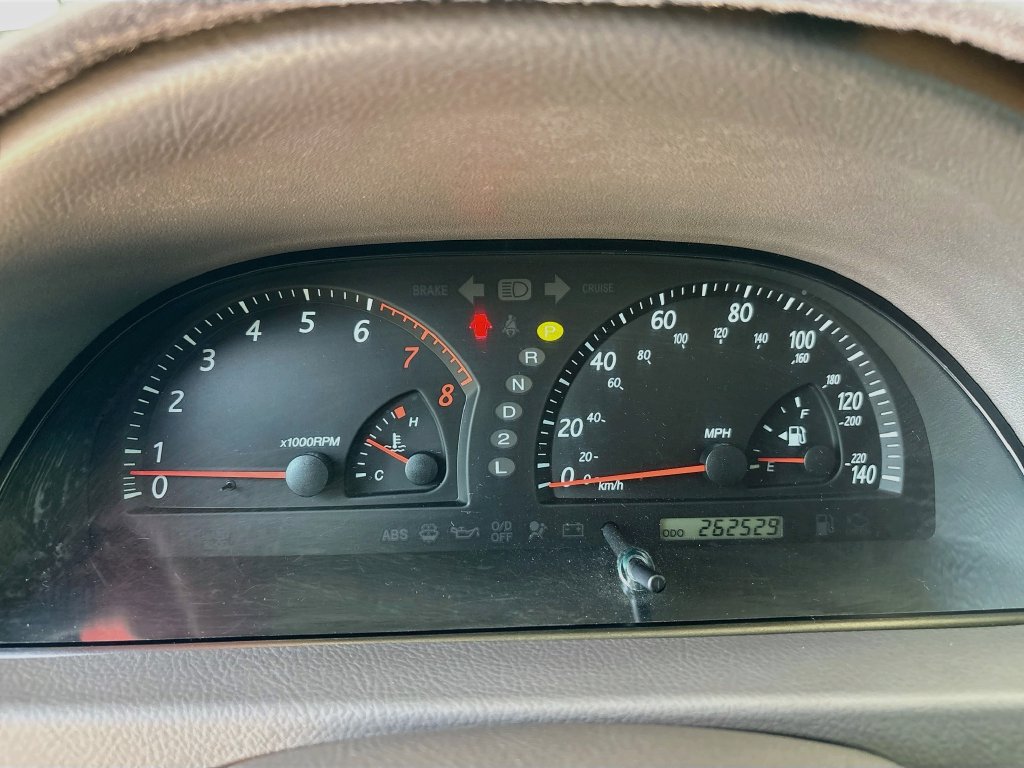 Used 2004 Toyota Camry LE FWD image 31