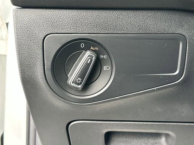 Certified 2022 Volkswagen Tiguan SE image 15